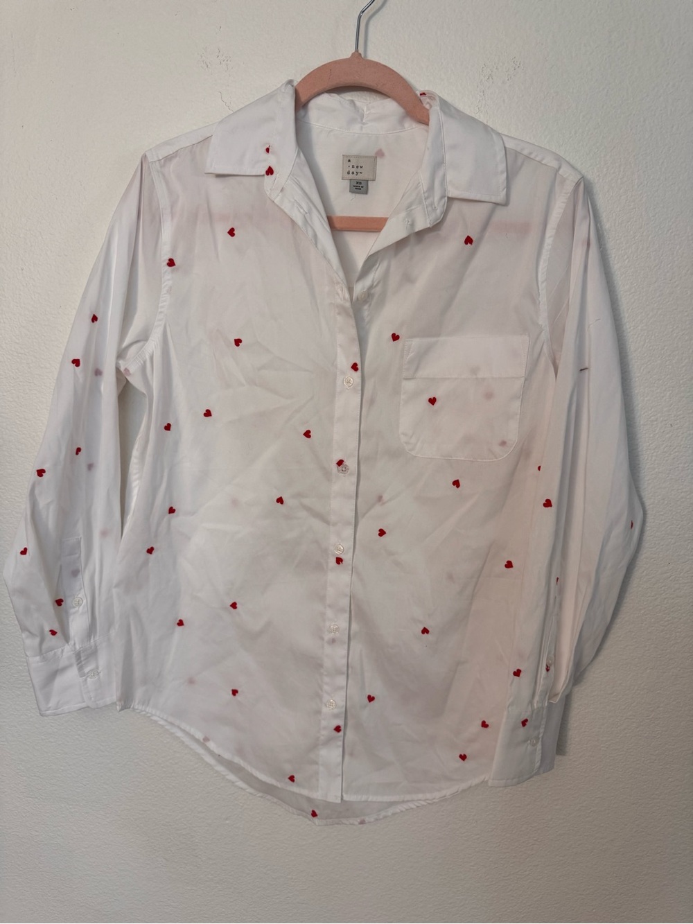 a new day White Button-Up Shirt with Small Red Heart Prints